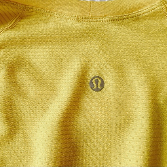 NEW♥️$78 LULULEMON SWIFTLY TECH LONG SLEEVE SHIRT TOP 6 SONIC YELLOW SUN SHIELD - Picture 4 of 6